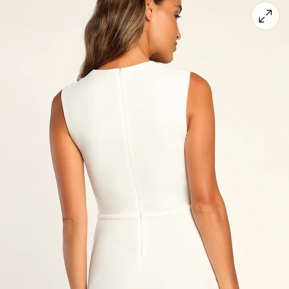 Elegant White Sleeveless Romper - Picture 4 of 4